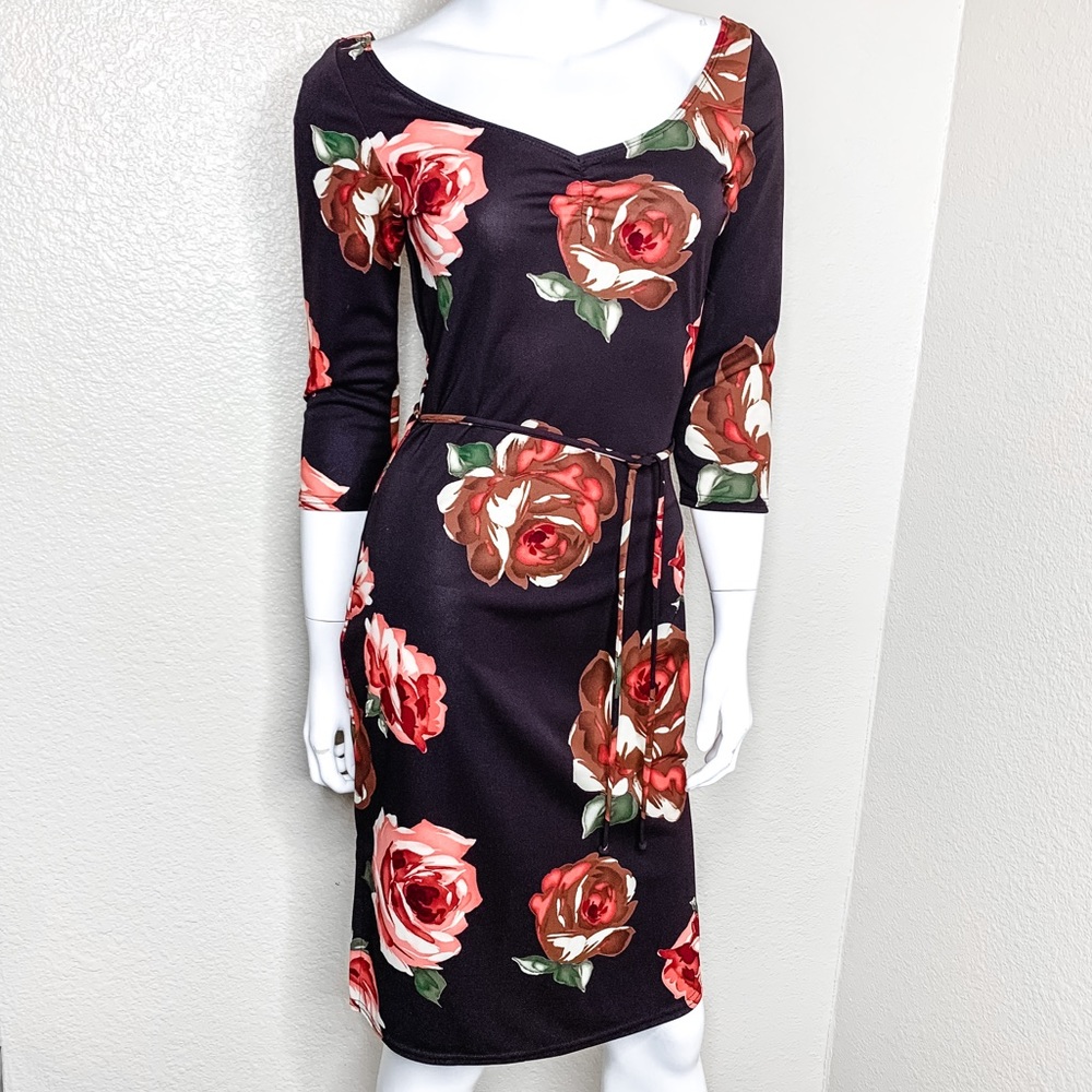 HOURGLASS Vintage Brown/Rose Design Dress